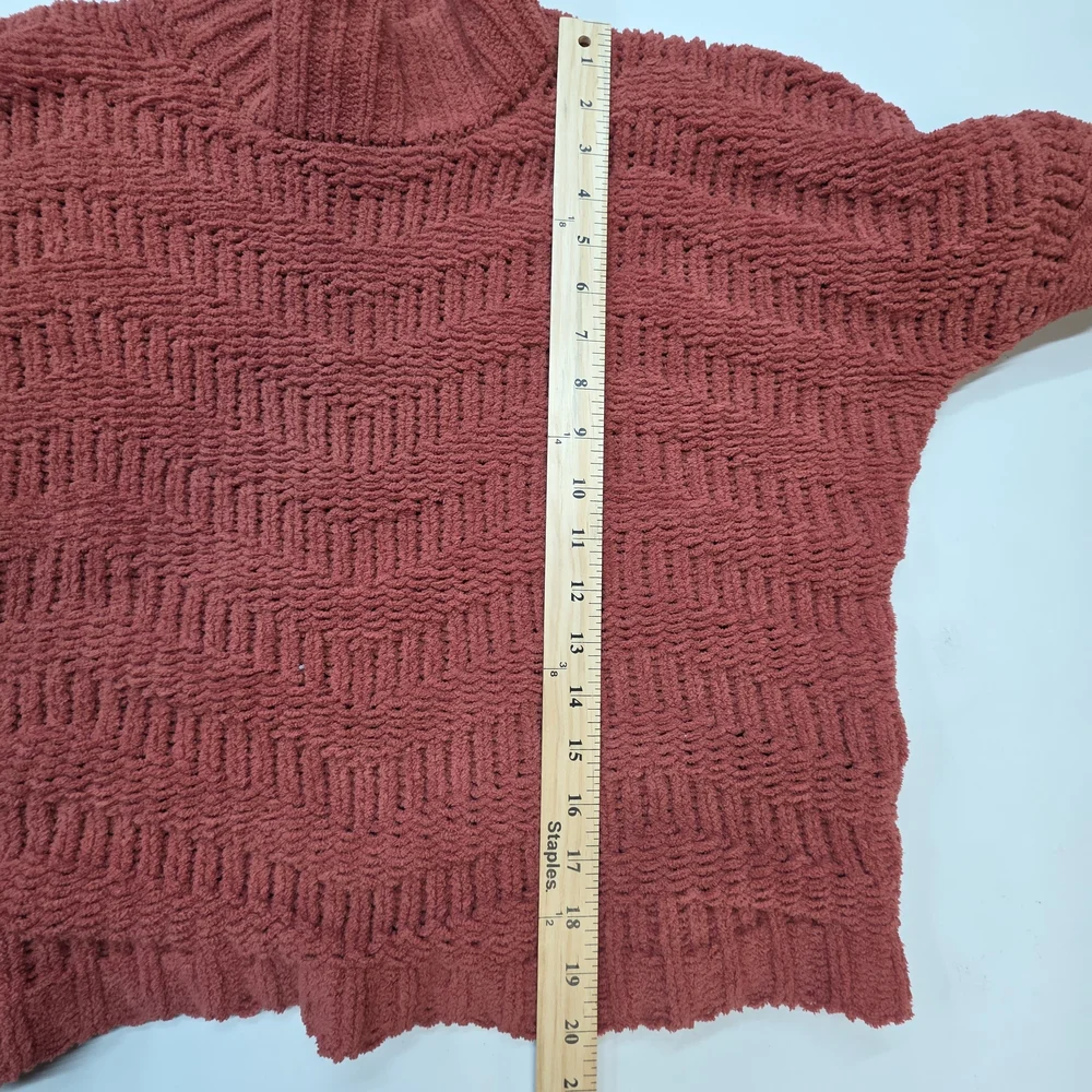 Moon & Madison Cozy Rust Color Knit Crop Sweater